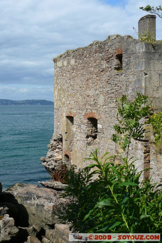 Paignton to Brixham walk - Elberry Cove
Elberry Ln, Torquay, Torbay TQ4 6, UK
Mots-clés: Ruines mer