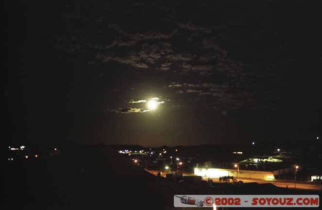 Moonlight shadow
