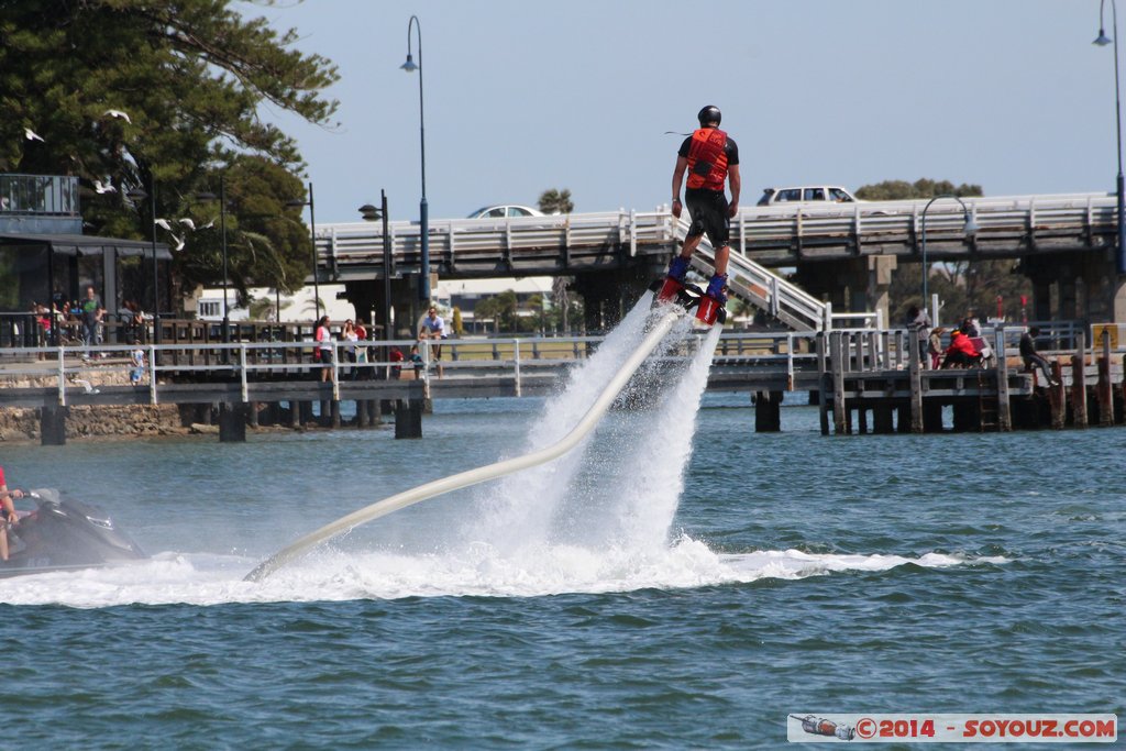 Mandurah - Flyboard
Mots-clés: AUS Australie geo:lat=-32.52970250 geo:lon=115.71836250 geotagged Mandurah Western Australia Flyboard sport