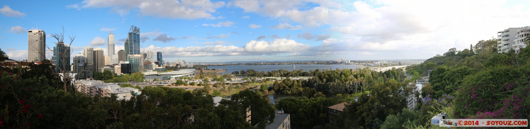 West Perth - View on CBD - panorama
Stitched Panorama
Mots-clés: AUS Australie geo:lat=-31.95579217 geo:lon=115.84596413 geotagged West Perth Western Australia panorama