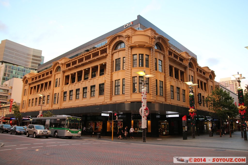 Perth CBD
Mots-clés: AUS Australie Cloisters Square Po geo:lat=-31.95343375 geo:lon=115.85703200 geotagged Perth Western Australia