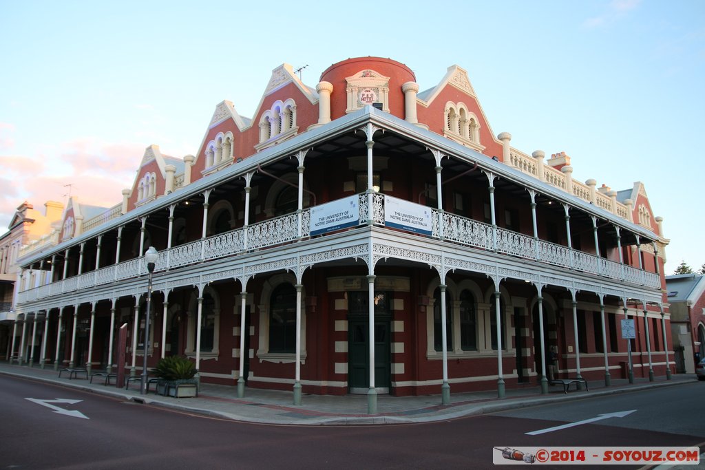 Fremantle - High Street - University of Notre-Dame
Mots-clés: AUS Australie Fremantle geo:lat=-32.05545852 geo:lon=115.74325472 geotagged South Fremantle Western Australia High Street University of Notre-Dame