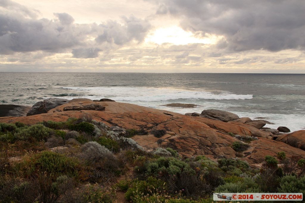 Margaret River - Redgate Beach
Mots-clés: AUS Australie geo:lat=-34.03912060 geo:lon=114.99910240 geotagged Gnarabup Western Australia Margaret River Redgate Beach mer Nuages