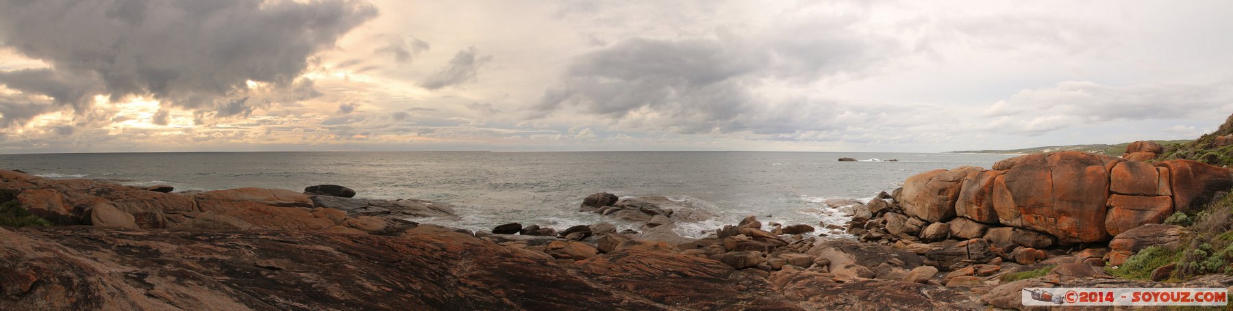 Margaret River - Redgate Beach - Panorama
Stitched Panorama
Mots-clés: AUS Australie geo:lat=-34.03875642 geo:lon=114.99934647 geotagged Gnarabup Western Australia Margaret River Redgate Beach mer panorama