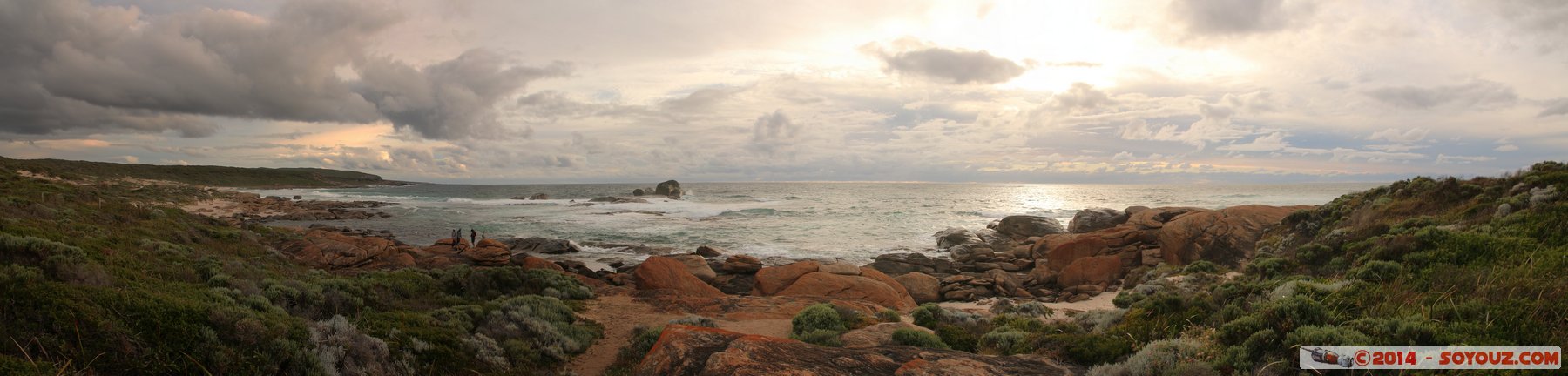 Margaret River - Redgate Beach - Panorama
Stitched Panorama
Mots-clés: AUS Australie geo:lat=-34.03938224 geo:lon=114.99930454 geotagged Gnarabup Western Australia Margaret River Redgate Beach mer panorama