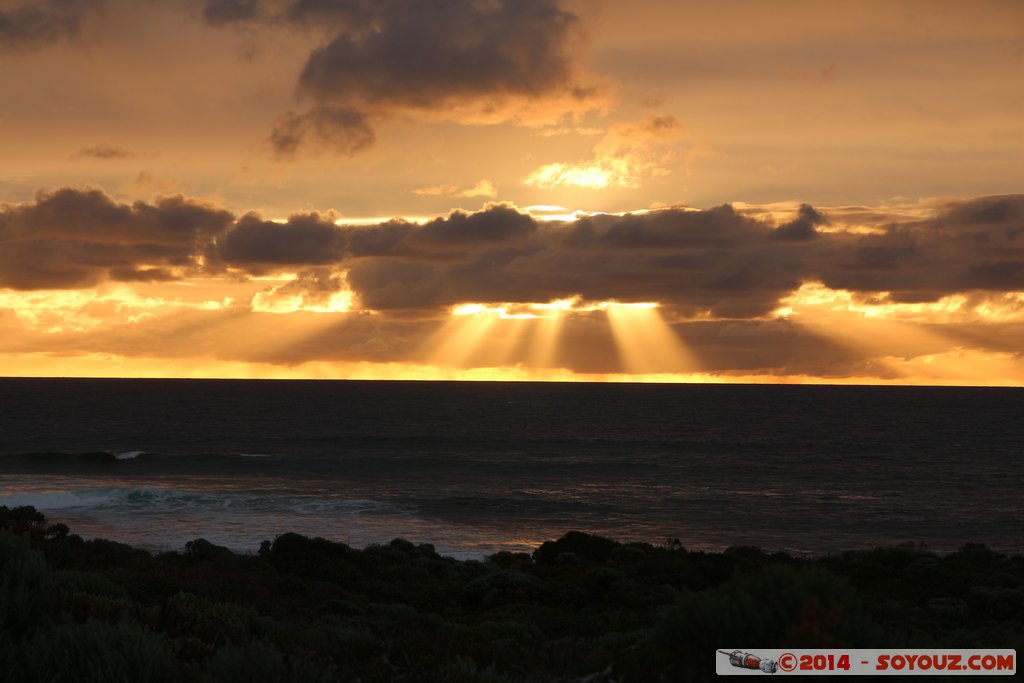 Margaret River - Gnarabup Beach - Sunset
Mots-clés: AUS Australie geo:lat=-33.99167860 geo:lon=114.99020900 geotagged Gnarabup Western Australia Margaret River Gnarabup Beach sunset Lumiere