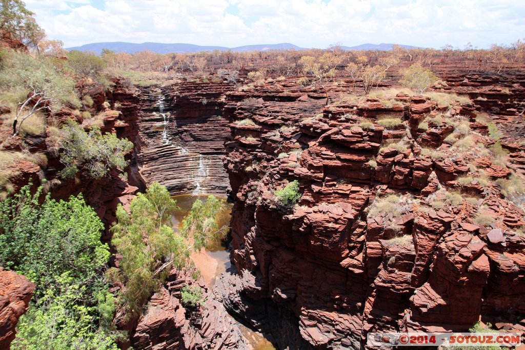 Karijini National Park - Joffre Falls
Mots-clés: AUS Australie geo:lat=-22.39015775 geo:lon=118.26882508 geotagged Paraburdoo Western Australia Wittenoom Karijini National Park Karijini cascade Joffre Falls Arbres