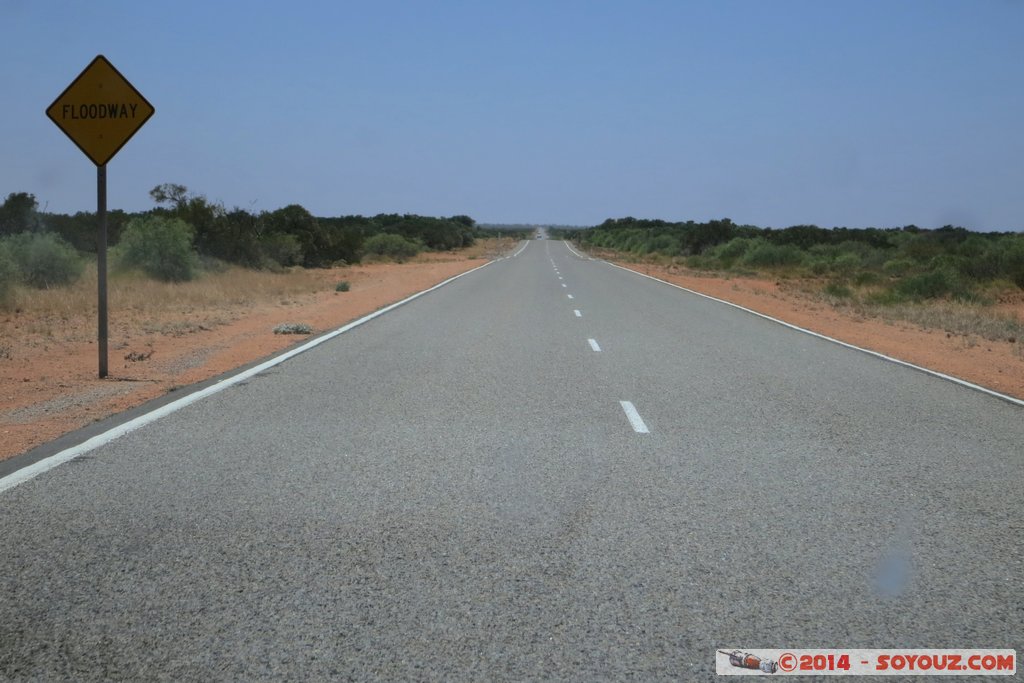 Cap Range - Exmouth to North West Coastal Highway (1)
Mots-clés: AUS Australie geo:lat=-22.66936200 geo:lon=114.27813200 geotagged Learmonth State of Western Australia Route