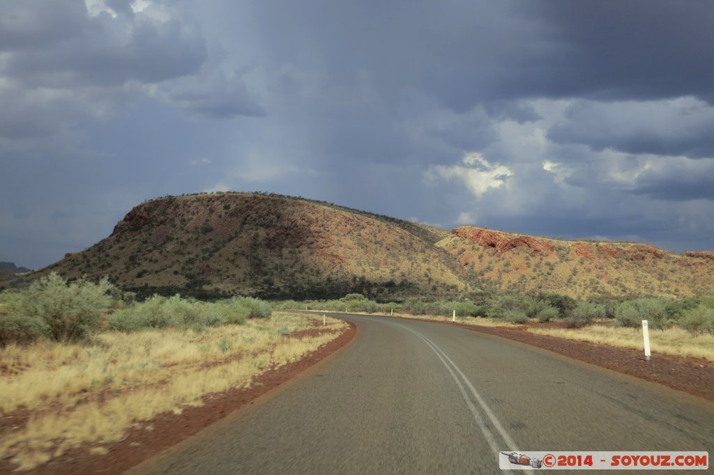 Nanutarra - Munjina Road
Mots-clés: AUS Australie Cajpupt Yard geo:lat=-22.98386800 geo:lon=117.15282300 geotagged Nanutarra - Munjina Road Western Australia Route Montagne