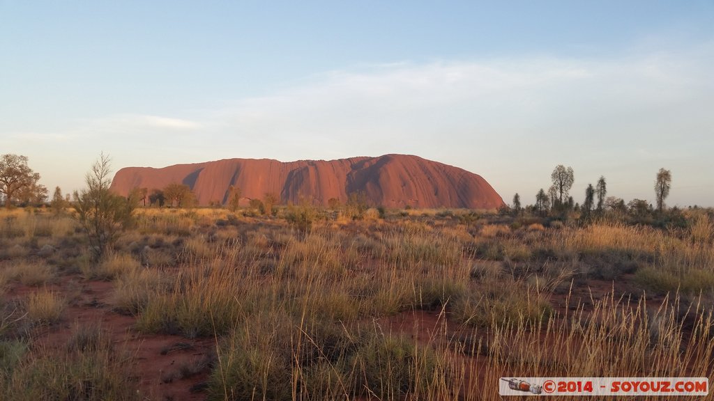Ayers Rock / Uluru - Sunrise
Mots-clés: Uluru - Kata Tjuta National Park Northern Territory patrimoine unesco uluru Ayers rock sunset animiste