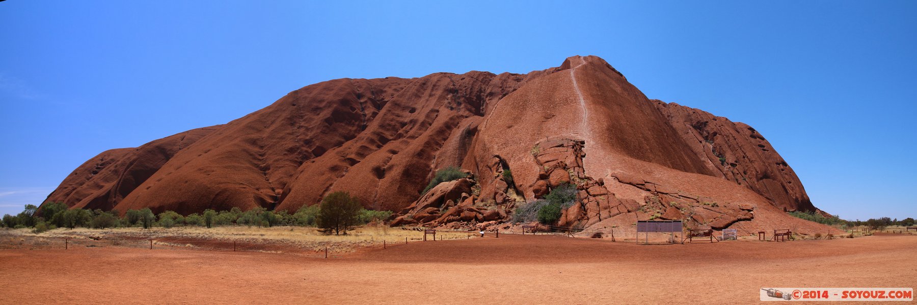 Ayers Rock / Uluru - Mala Walk - Panorama
Stitched Panorama
Mots-clés: AUS Australie Ayers Rock geo:lat=-25.34276946 geo:lon=131.02138112 geotagged Northern Territory Uluru - Kata Tjuta National Park patrimoine unesco uluru Ayers rock Mala Walk panorama animiste