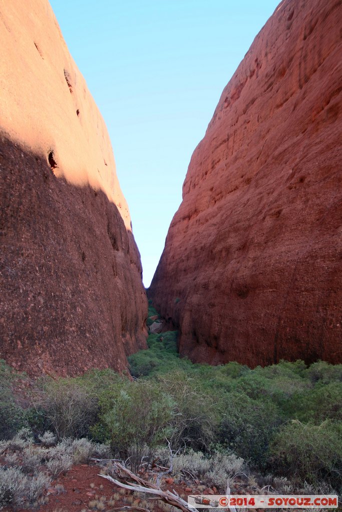 Kata Tjuta / The Olgas - Walpa Gorge
Mots-clés: AUS Australie geo:lat=-25.29944267 geo:lon=130.73579100 geotagged Northern Territory Uluru - Kata Tjuta National Park patrimoine unesco Walpa Gorge animiste