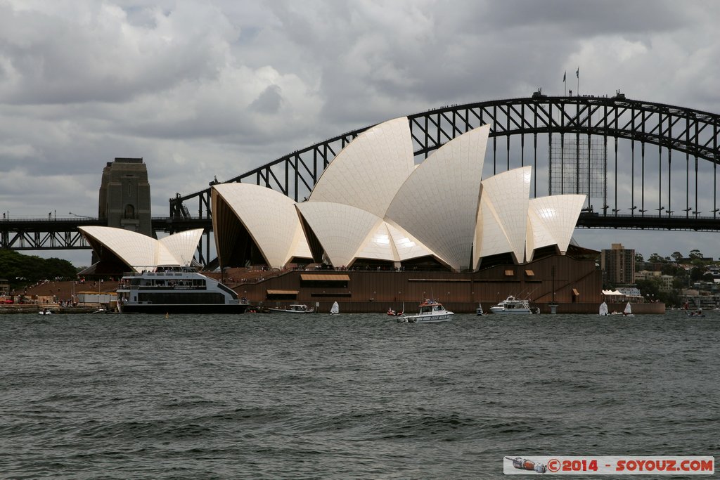 Sydney - Royal Botanic Gardens -  Opera House and Harbour Bridge
Mots-clés: AUS Australie Garden Island geo:lat=-33.86131650 geo:lon=151.22085150 geotagged Moore Park New South Wales Sydney Parc Opera House patrimoine unesco Pont Harbour Bridge