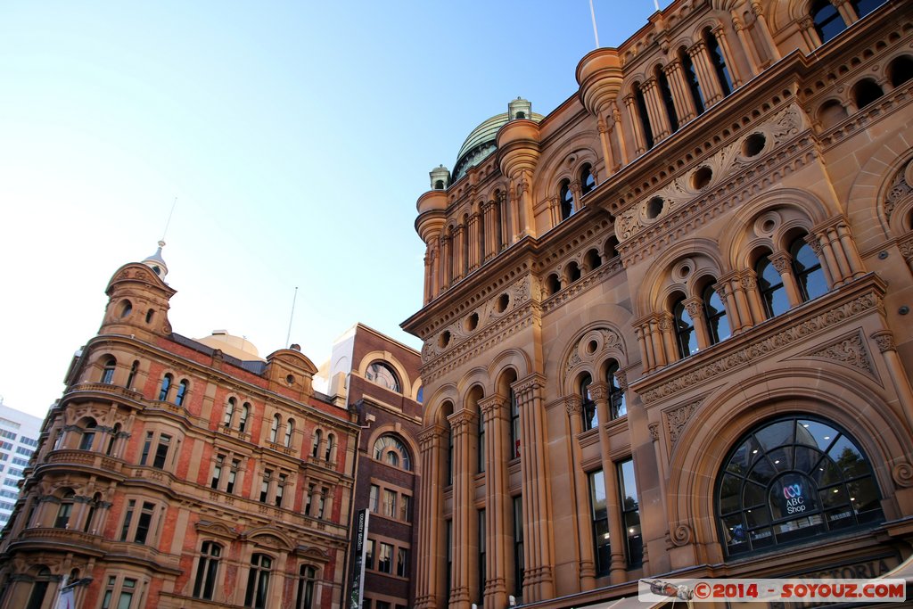 Sydney CBD - Queen Victoria Building (QVB)
Mots-clés: AUS Australie geo:lat=-33.87274500 geo:lon=151.20681614 geotagged New South Wales Royal Exchange Sydney QVB CBD