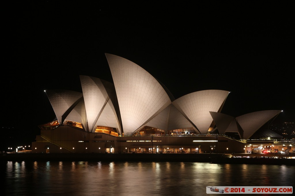 Sydney by Night - Circular quay - Opera House
Mots-clés: AUS Australie geo:lat=-33.85741088 geo:lon=151.21034324 geotagged New South Wales Sydney Nuit Circular quay Opera House patrimoine unesco