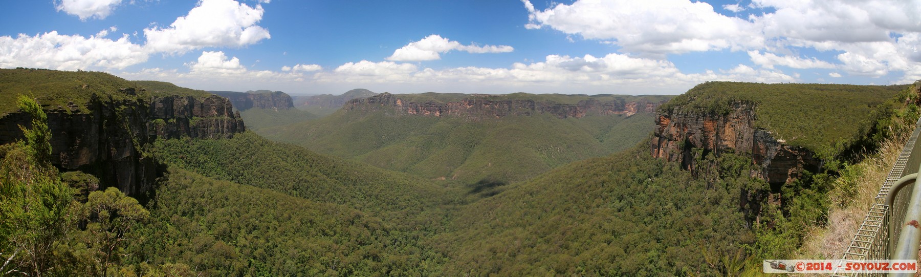 Blue Mountains - Govett's Leap lookout - panorama
Stitched Panorama
Mots-clés: AUS Australie Blackheath geo:lat=-33.62812959 geo:lon=150.31153644 geotagged Medlow Bath New South Wales Blue Mountains patrimoine unesco panorama Govett's Leap Govett's Leap lookout paysage Montagne