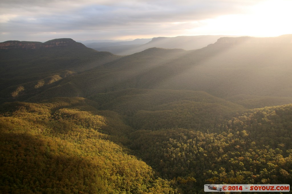 Katoomba - Echo Point
Mots-clés: AUS Australie geo:lat=-33.73276033 geo:lon=150.31185133 geotagged Katoomba New South Wales Blue Mountains patrimoine unesco Echo Point sunset Lumiere