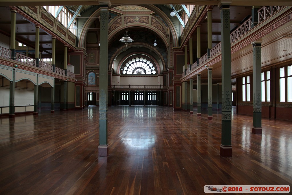 Melbourne - Royal Exhibition Building
Mots-clés: AUS Australie Carlton geo:lat=-37.80422752 geo:lon=144.97159481 geotagged Victoria Royal Exhibition Building patrimoine unesco