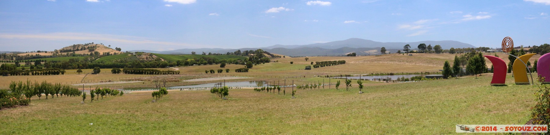 Yarra Valley - Yarra Glen - Panorama
Stitched Panorama
Mots-clés: AUS Australie Christmas Hills geo:lat=-37.64401771 geo:lon=145.40018499 geotagged Victoria Yarra Glen vignes panorama