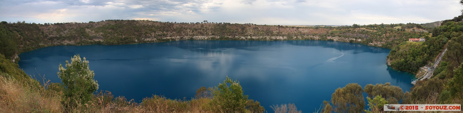 Mount Gambier - Blue Lake - Panorama
Stitched Panorama
Mots-clés: AUS Australie geo:lat=-37.84384800 geo:lon=140.77851200 geotagged Mount Gambier South Australia Blue Lake Lac panorama