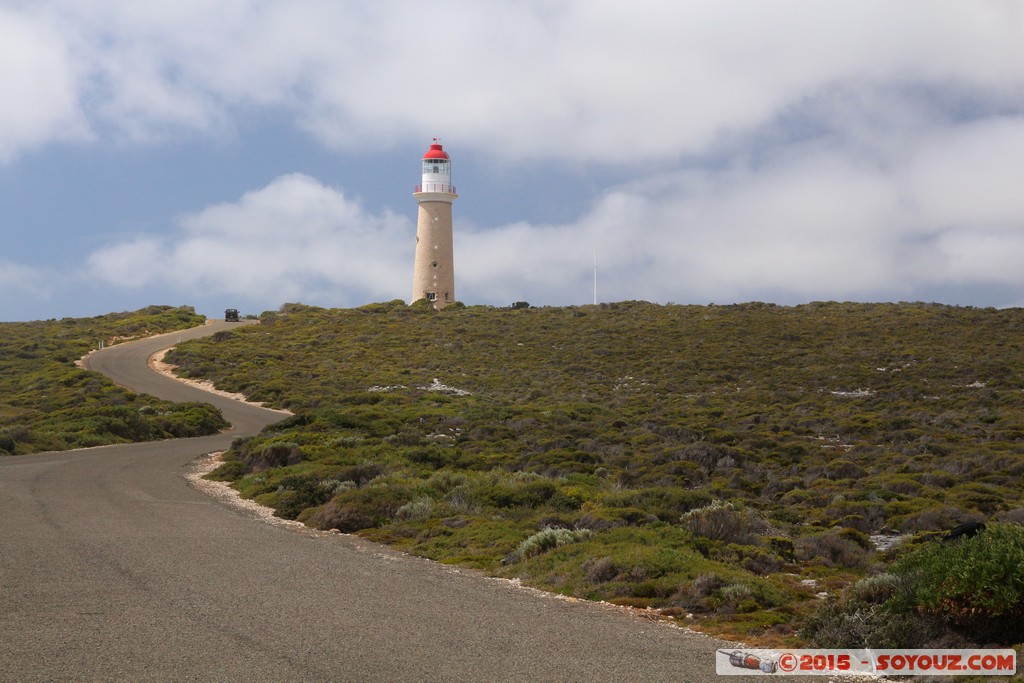 Kangaroo Island - Cape du Couedic Lighthouse
Mots-clés: AUS Australie geo:lat=-36.06107733 geo:lon=136.70486967 geotagged State of South Australia South Australia Kangaroo Island Cape du Couedic Lighthouse Flinders Chase National Park