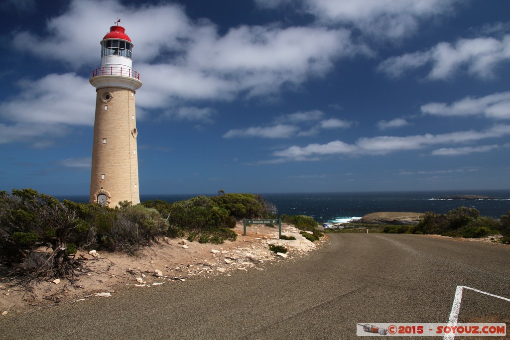 Kangaroo Island - Cape du Couedic Lighthouse
Mots-clés: AUS Australie geo:lat=-36.05710277 geo:lon=136.70497923 geotagged State of South Australia South Australia Kangaroo Island Cape du Couedic Lighthouse Flinders Chase National Park